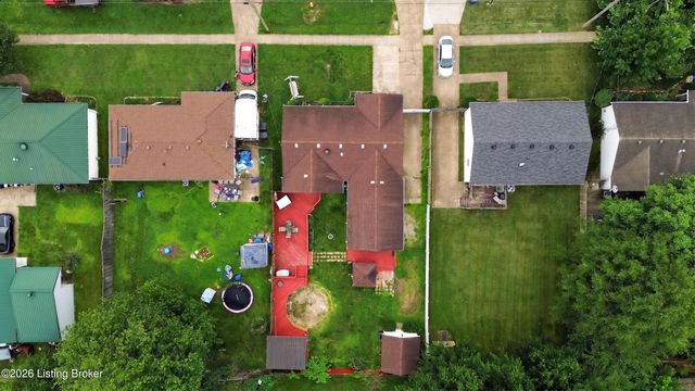 6197 Jeffrey Dr, Louisville, KY 40258