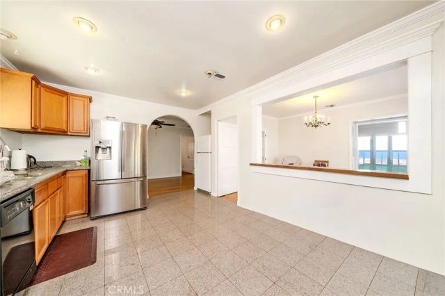 1554 Raymond Avenue, Glendale, CA 91201