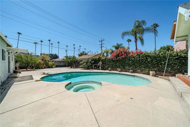 1554 Raymond Avenue, Glendale, CA 91201