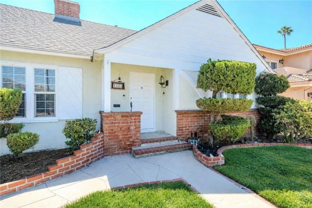 1554 Raymond Avenue, Glendale, CA 91201