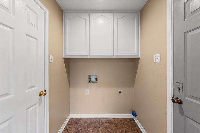 943 Randy Drive, Woodway, TX 76712