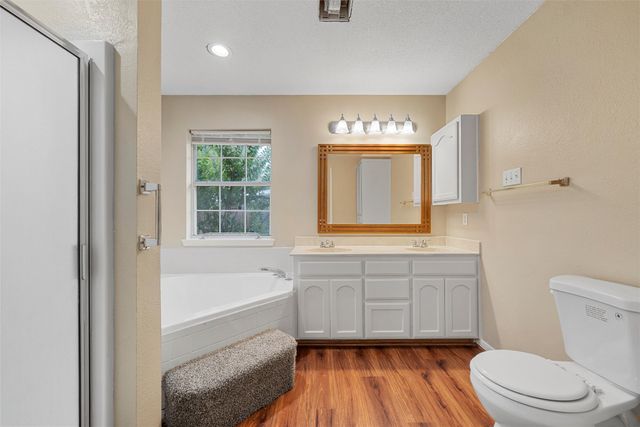 943 Randy Drive, Woodway, TX 76712