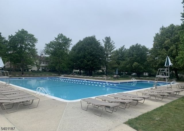 121 Jamestown Rd 121, Bernards Twp., NJ 07920