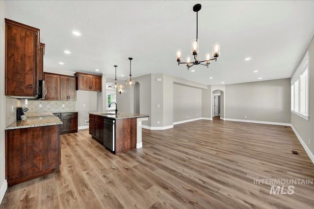 1289 W Christopher Dr., Meridian, ID 83642