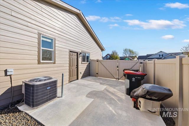 1289 W Christopher Dr., Meridian, ID 83642