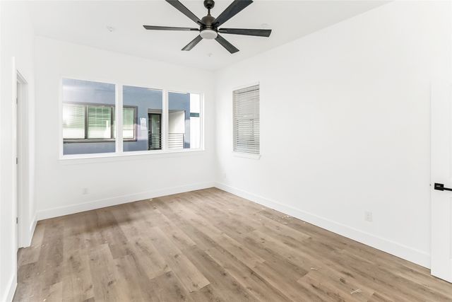 1105 Poindexter Street B2, Fort Worth, TX 76102