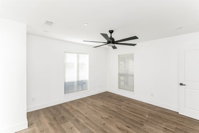 1105 Poindexter Street B2, Fort Worth, TX 76102