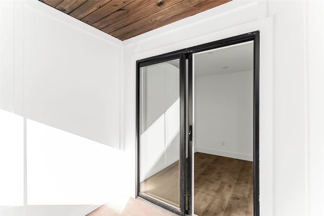 1105 Poindexter Street B2, Fort Worth, TX 76102