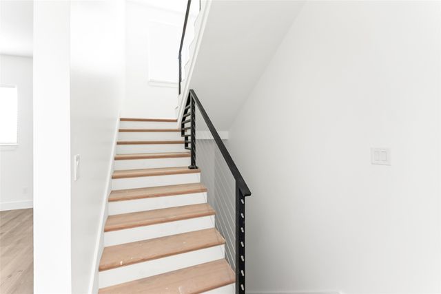 1105 Poindexter Street B2, Fort Worth, TX 76102