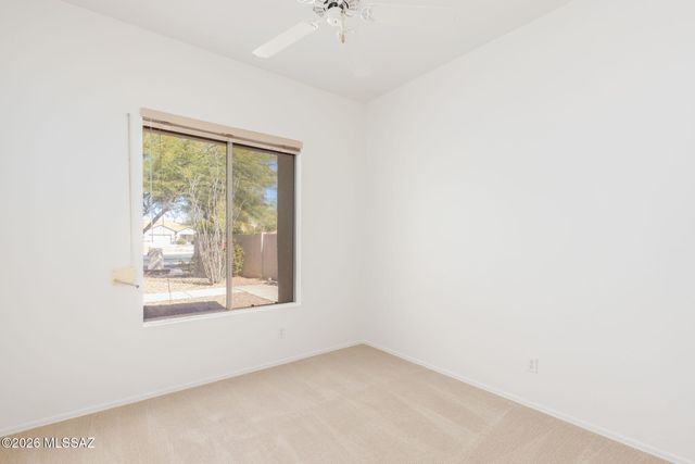 33 W Golden Spur Place, Oro Valley, AZ 85755