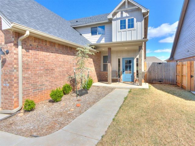 3204 Hayven Circle, Yukon, OK 73099