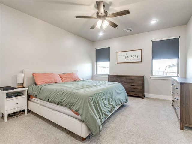 3204 Hayven Circle, Yukon, OK 73099