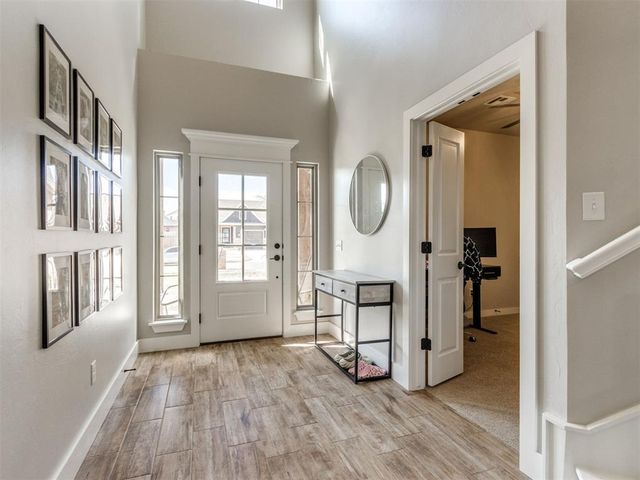 3204 Hayven Circle, Yukon, OK 73099