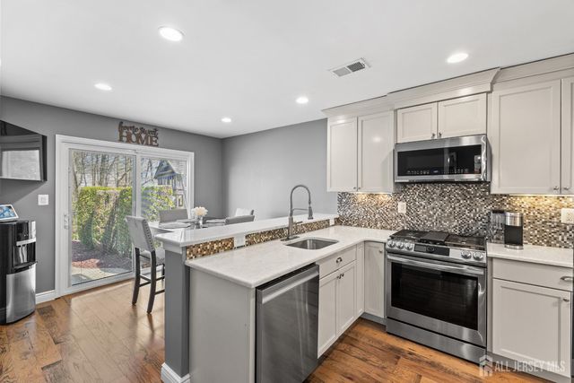 126 Wainwright Drive, Old Bridge, NJ 08857