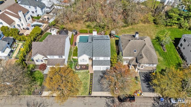 126 Wainwright Drive, Old Bridge, NJ 08857