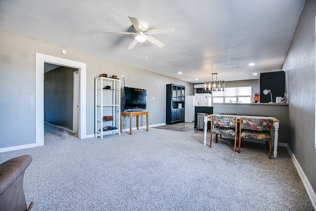 Image 6 of property listing at 11318 Dallas Street, Carlsbad, TX 76934