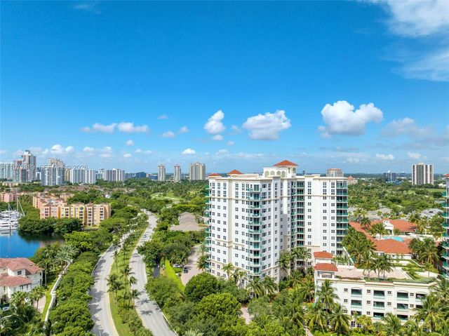 20000 E Country Club Dr 714, Aventura, FL 33180