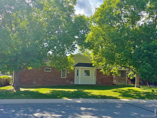 2400 Elmhurst Place, Longmont, CO 80503
