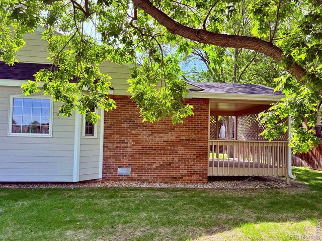 2400 Elmhurst Place, Longmont, CO 80503