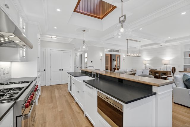 22 West Main Street 11, Groton, CT 06355