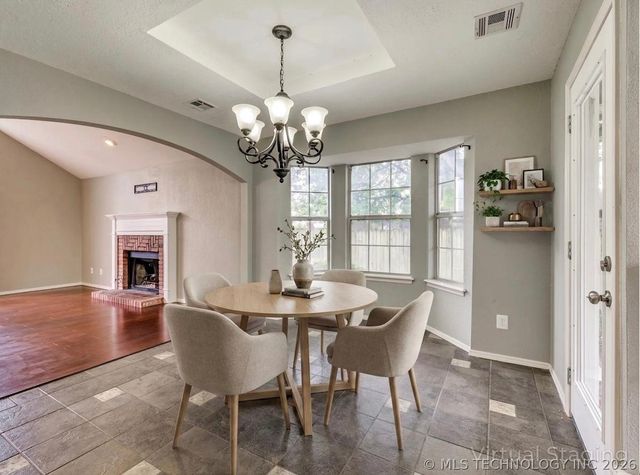 8800 N 123rd East Avenue, Owasso, OK 74055
