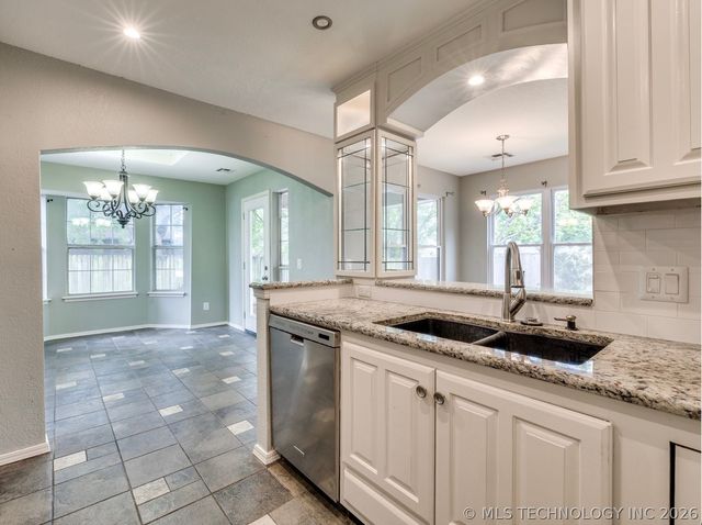 8800 N 123rd East Avenue, Owasso, OK 74055
