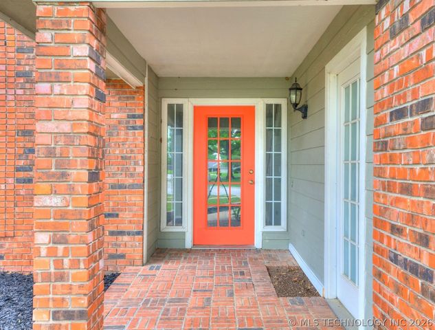 8800 N 123rd East Avenue, Owasso, OK 74055