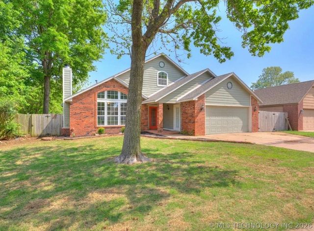 8800 N 123rd East Avenue, Owasso, OK 74055