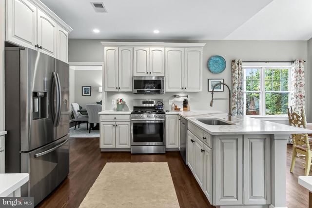 4004 9TH ST S, Arlington, VA 22204