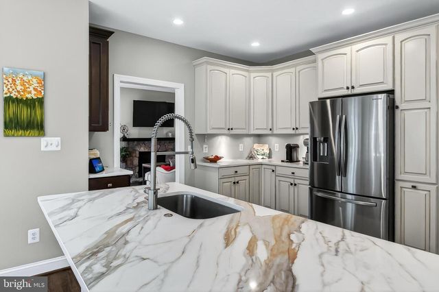 4004 9TH ST S, Arlington, VA 22204
