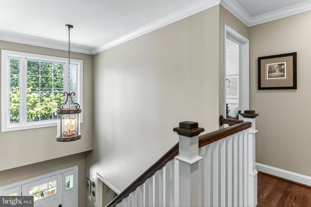 4004 9TH ST S, Arlington, VA 22204