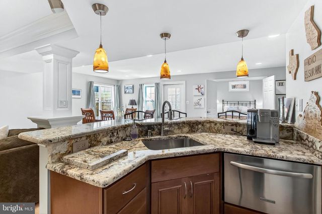 4004 9TH ST S, Arlington, VA 22204