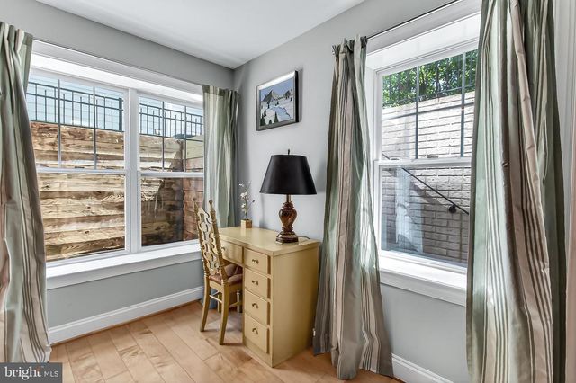 4004 9TH ST S, Arlington, VA 22204