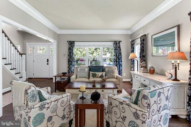 4004 9TH ST S, Arlington, VA 22204