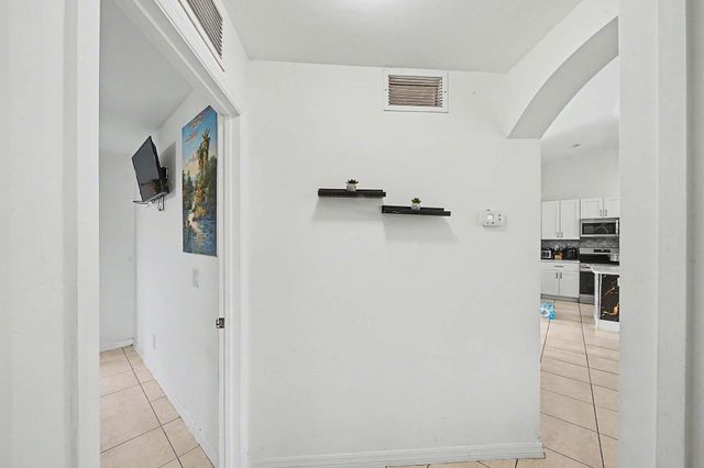 2900 W 42nd St Street W, Lehigh Acres, FL 33971