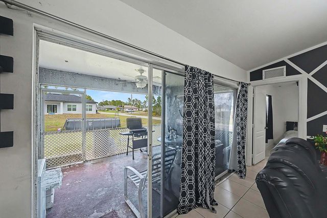 2900 W 42nd St Street W, Lehigh Acres, FL 33971