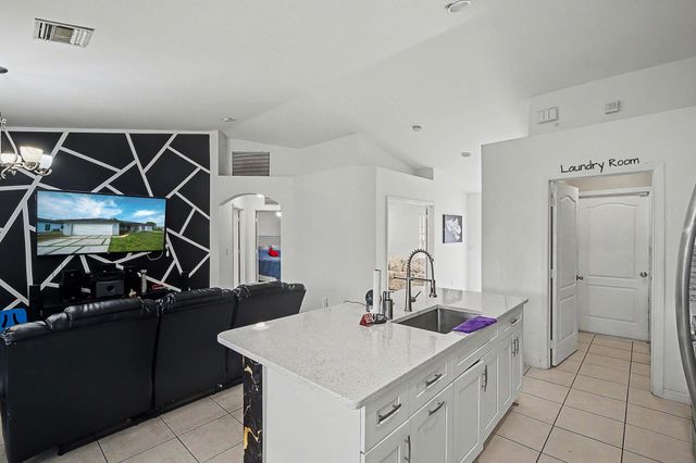 2900 W 42nd St Street W, Lehigh Acres, FL 33971