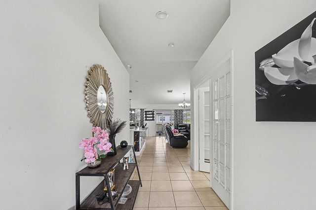 2900 W 42nd St Street W, Lehigh Acres, FL 33971
