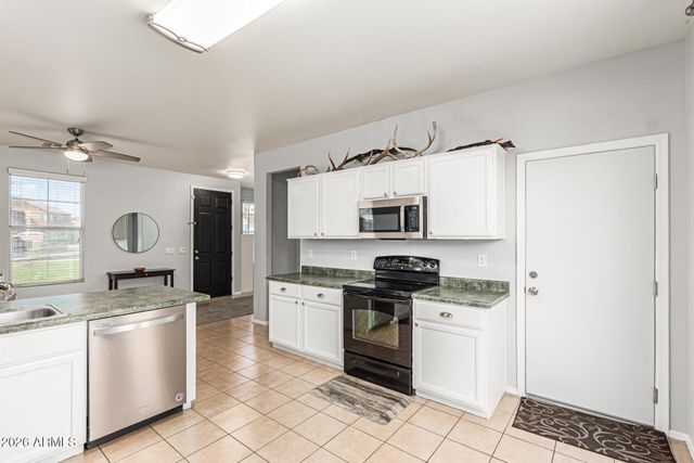 4832 W CARSON Road, Laveen, AZ 85339