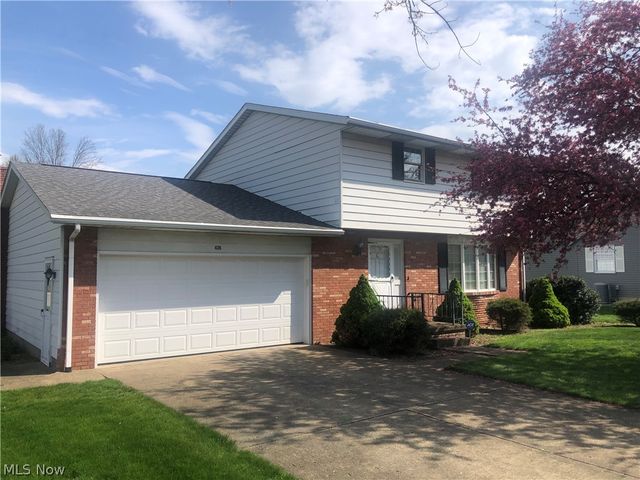 425 Providence Avenue SE, New Philadelphia, OH 44663