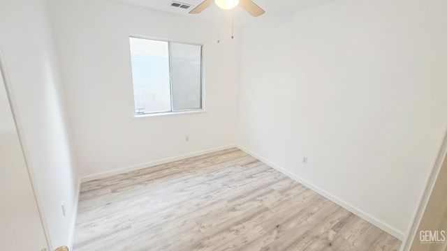 2216 Palomar Court, Delano, CA 93215