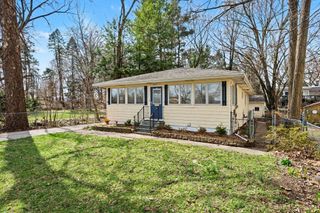 121 Hazen Street, Paw Paw, MI 49079