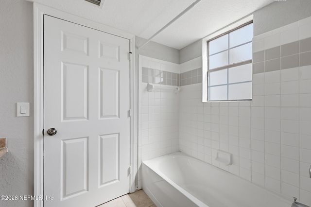 705 BOARDWALK Drive 412, Jacksonville Beach, FL 32082