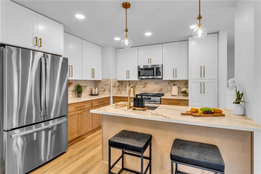 1015 Creatwood SE Circle, Smyrna, GA 30080