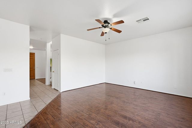 198 E MULE TRAIN Trail, San Tan Valley, AZ 85143