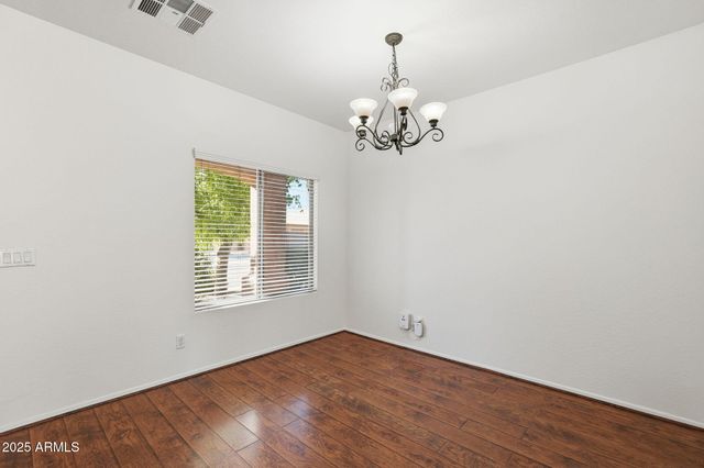 198 E MULE TRAIN Trail, San Tan Valley, AZ 85143