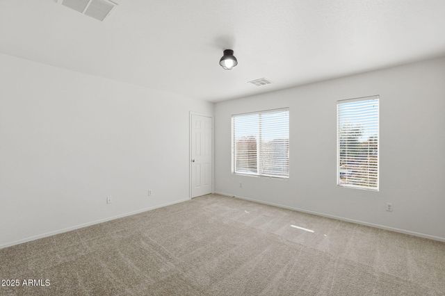 198 E MULE TRAIN Trail, San Tan Valley, AZ 85143