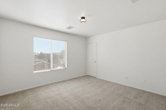 198 E MULE TRAIN Trail, San Tan Valley, AZ 85143