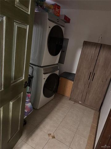 143 E Chapin Road, Edinburg, TX 78541