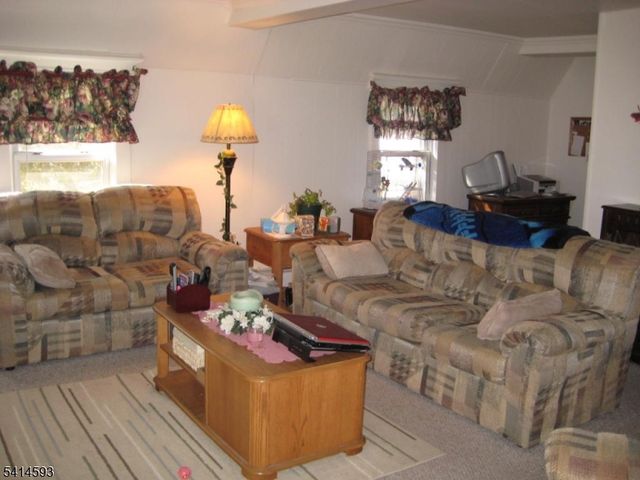 71 Main St Succ, Roxbury Twp., NJ 07876